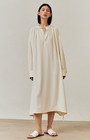 VIS A VIS GATHERED DRESS (IVORY) | 신세계V