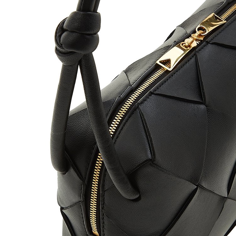 BOTTEGA VENETA(보테가베네타) [보테가베네타] 인트레치아토 크로스백 709417 VCQC2 8425/1 | 신세계V