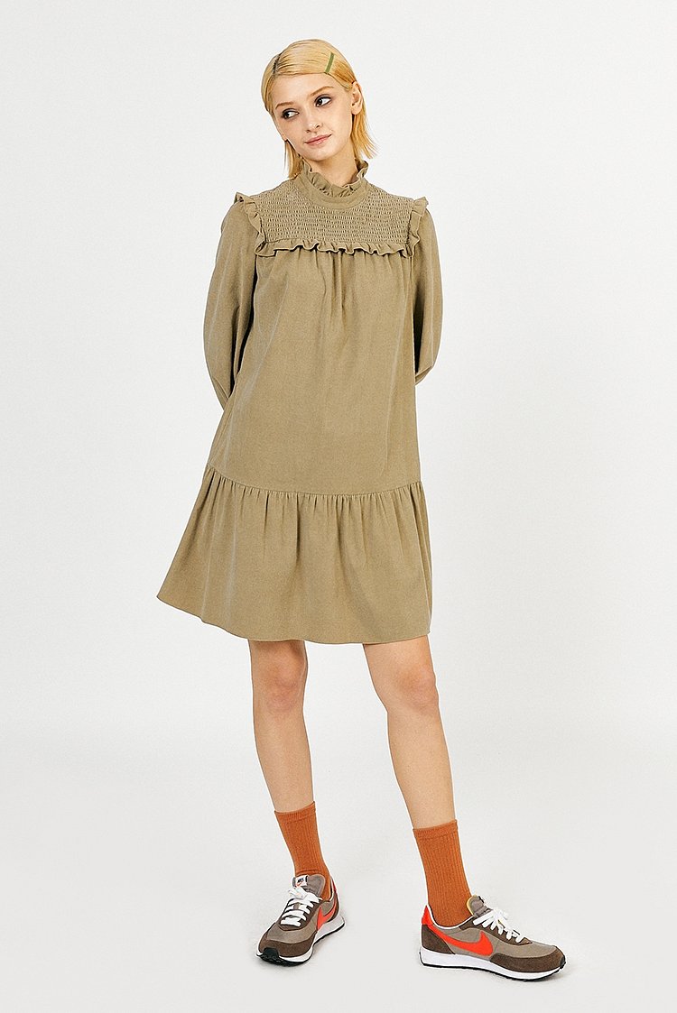 DEBB(종료)(뎁) [DEBB]Smoking Detail Corduroy Dress_KH | 신세계V