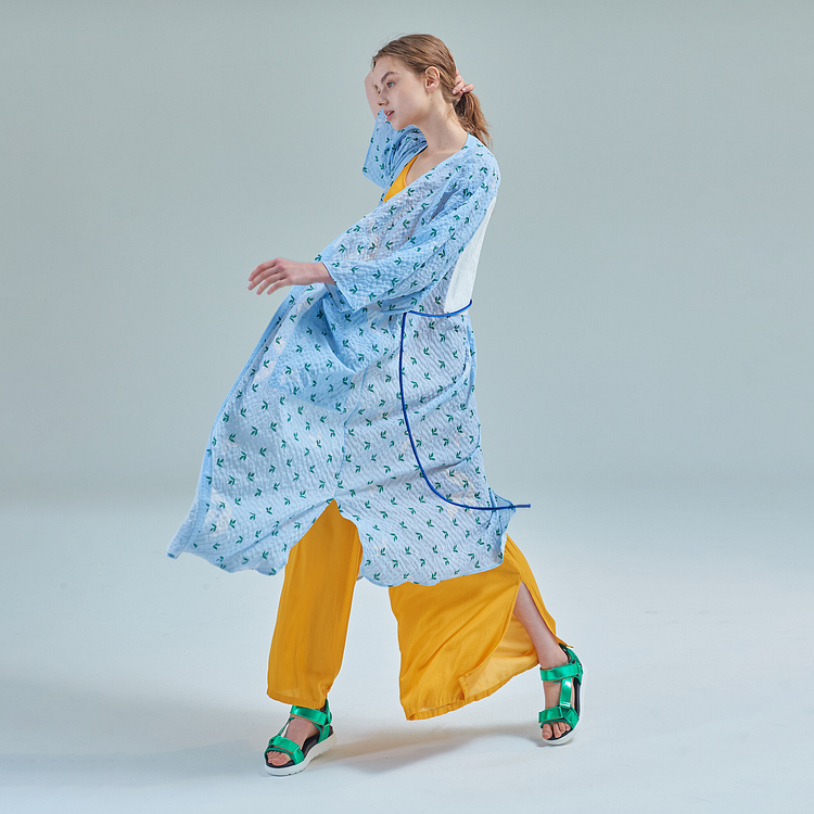 LES VACANCES (종료)(레바캉스) 플라워 Journey long robe [Water leaf] | 신세계V