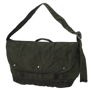 PORTER CRAG MESSENGER BAG(L) SAGE GREEN (540-19707-30) | 신세계V