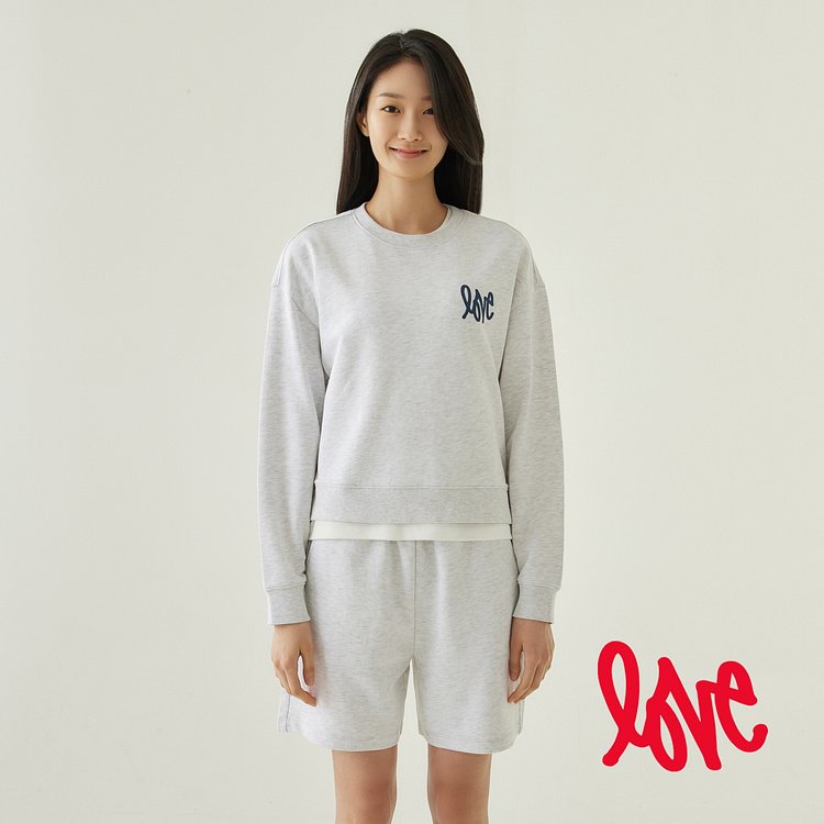 여 LOVE_탄탄 크롭 스웨트 셔츠