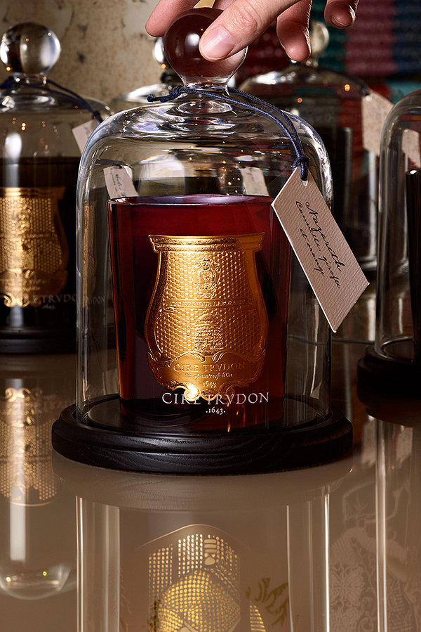 향으로 완성하는공간의 품격