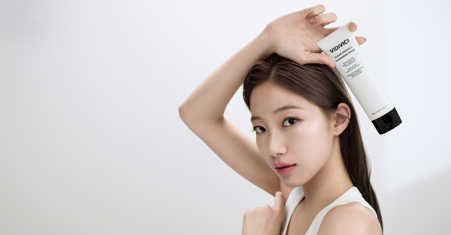피부 컨디션을\n깨우는 딥 클렌징