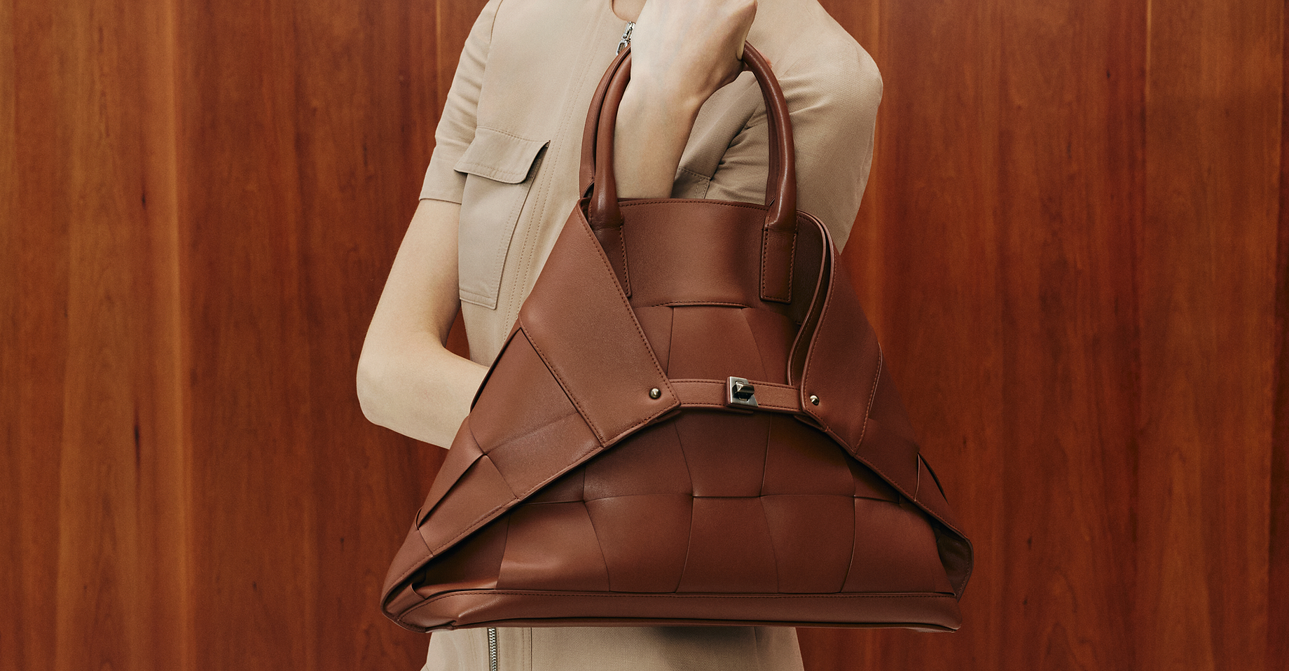 HANDBAGS