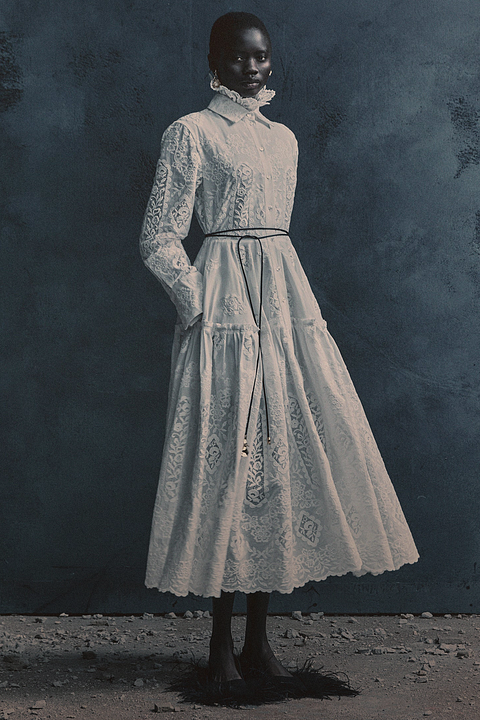 DRESS