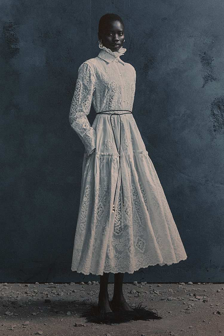 DRESS