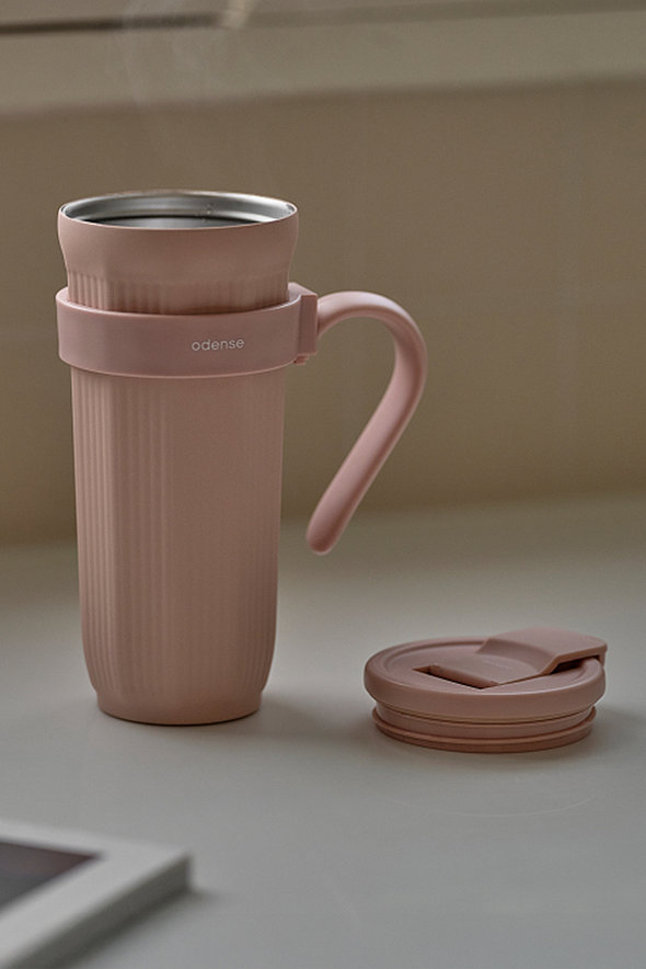 CUP &\n TUMBLER