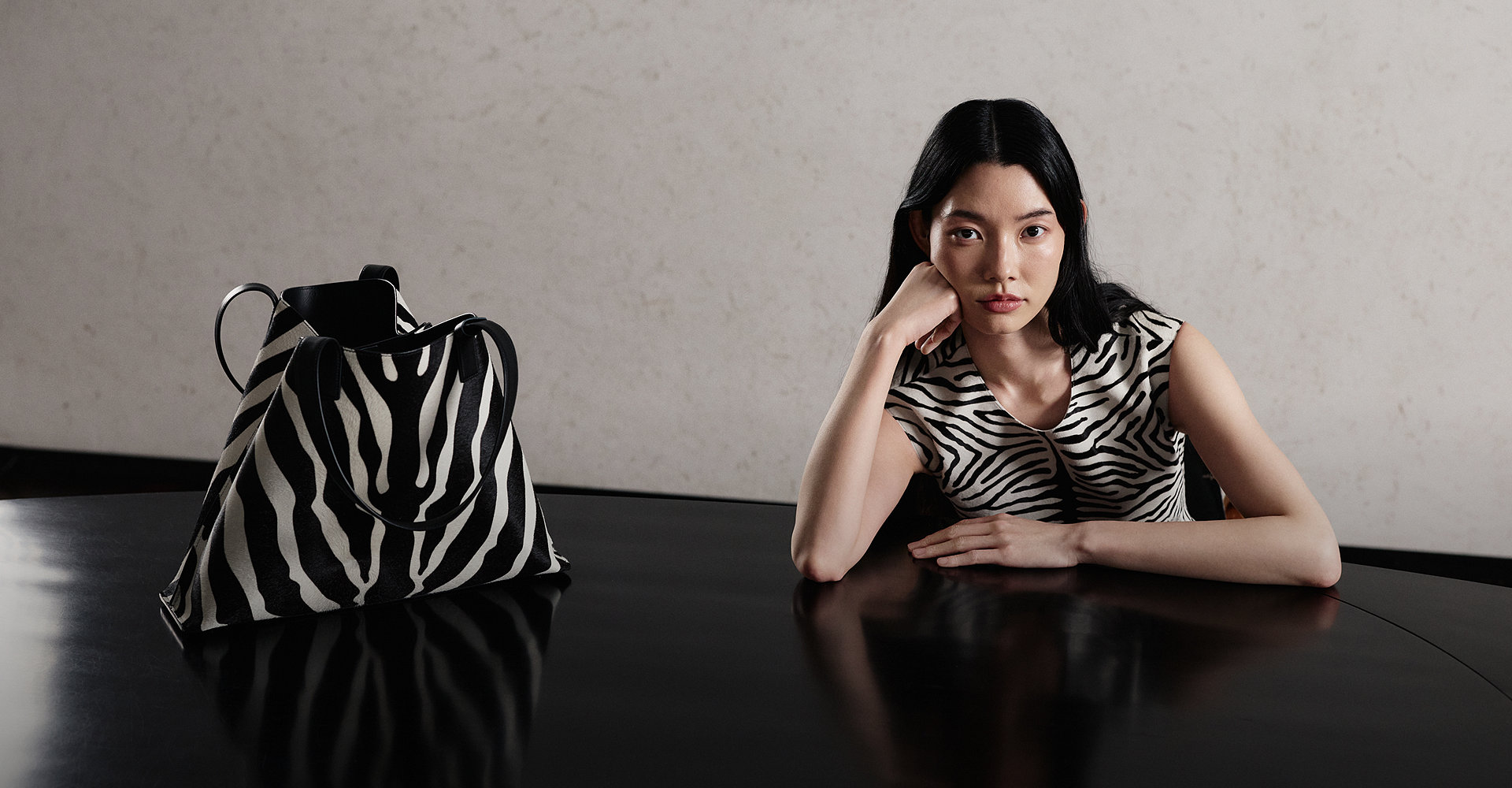 우아함의 정점\n아크리스
