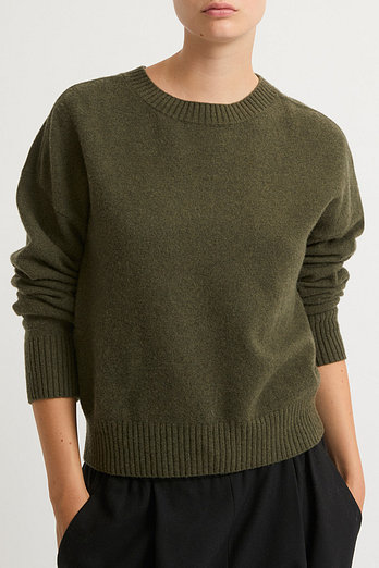 YVES SALOMON [공식] 이브살로몬 베이직 핏 라운드 니트 | 신세계V