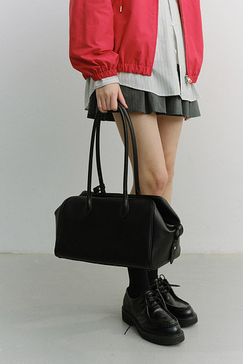 DUNST SOFT FRAME SHOULDER BAG BLACK_UDBA6E209BK | 신세계V