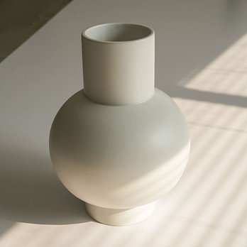 RAAWII [라위] 스트롬 베이스 XL 화병 꽃병 | 신세계V