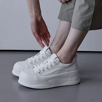 SPUR Clod Pureness Cow Leather Sneakers 소가죽 스니커즈 5.5cm -WS7032 (2color) | 신세계V
