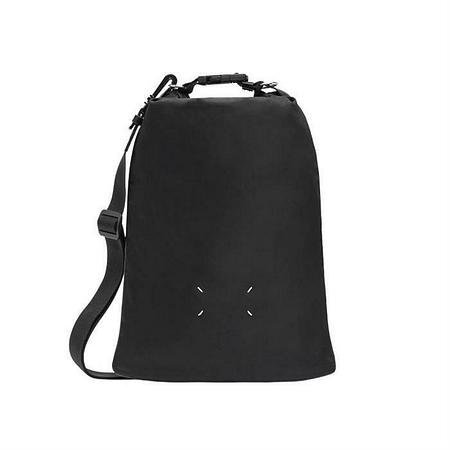 MAISON MARGIELA(메종 마르지엘라) [명품] 메종 마르지엘라 하이 테크 롤 업 백팩 SB1WA0015 P6763 T8013 50353756 | 신세계V