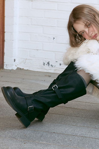 A PIED MARCHE Le Flare belted Biker Boots 바이커 부츠 4CM -PM3021 (2color) | 신세계V