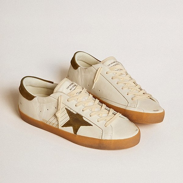 GOLDEN GOOSE KOREA(골든구스) [공식 스토어] 골든구스 남성 슈퍼스타 GMF00101 F006623 10594 ...