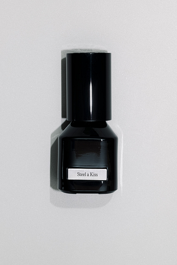 RAW CONTRAST 스틸 어 키스 오 드 퍼퓸 50ml | 신세계V