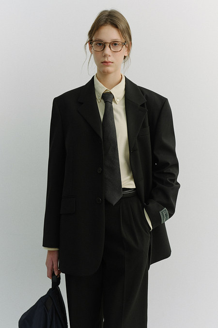 DUNST UNISEX 3 BUTTON WOOL BLAZER BLACK_UDJA6A103BK | 신세계V