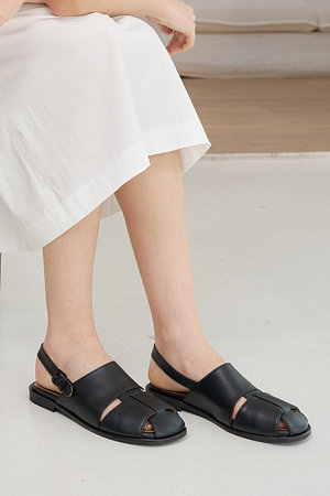 ROIERE(로이에르) Fisherman Sandal_R26060_black | 신세계V