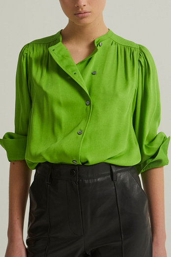 YVES SALOMON [공식] 이브살로몬 플로잉 크레이프 블라우스 | 신세계V