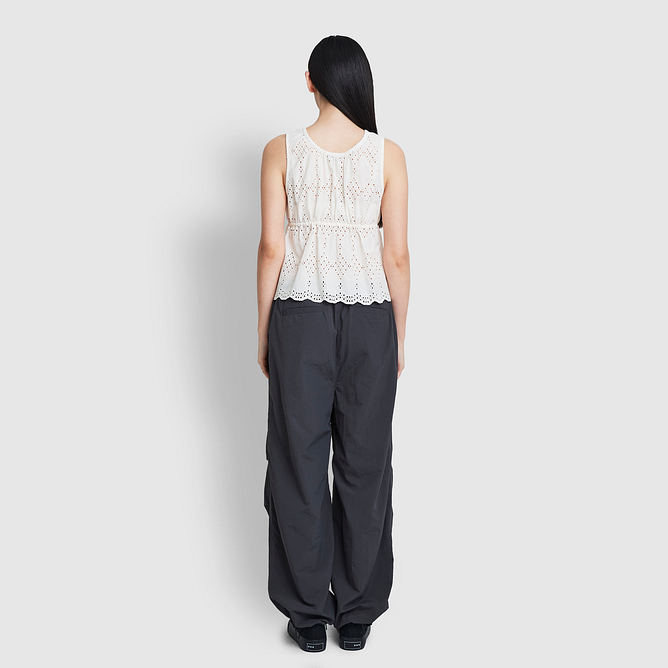 여 아일렛 민소매 블라우스