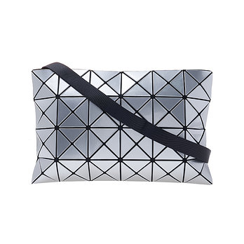 BAO BAO ISSEY MIYAKE [바오바오] SS26 바오바오 루센트 숄더백 BB66AG054 91 | 신세계V