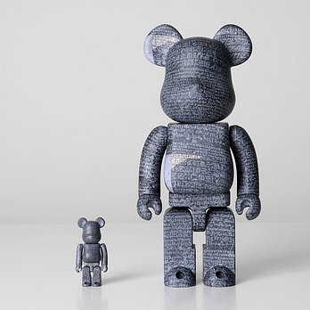 KINKIROBOT 400%+100% BEARBRICK THE BRITISH MUSEUM 