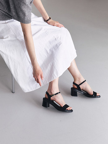 PICCADILLY [PICCADILLY] 피카딜리 566061 샌들_블랙페이턴트(6cm) | 신세계V