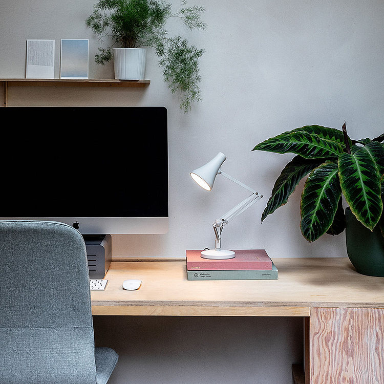 [Anglepoise]  90 Mini Mini Desk Lamp Jasmine White