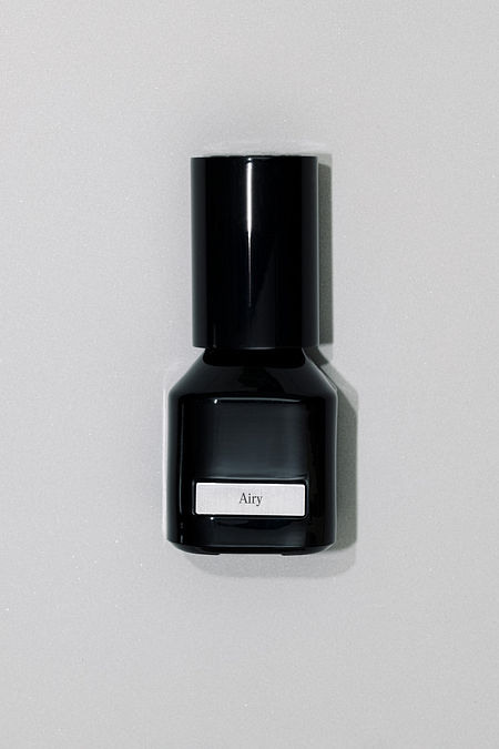 RAW CONTRAST 에어리 오 드 퍼퓸 50ml | 신세계V