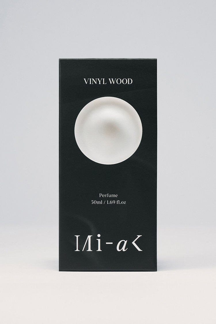 [신세계V 단독] 바이닐우드 퍼퓸 50ML (퍼퓸드 참 본품 1종 랜덤 증정)