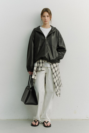 DUNST UNISEX ALTER-LEATHER WINDBREAKER BLACK_UDJU6A101BK | 신세계V