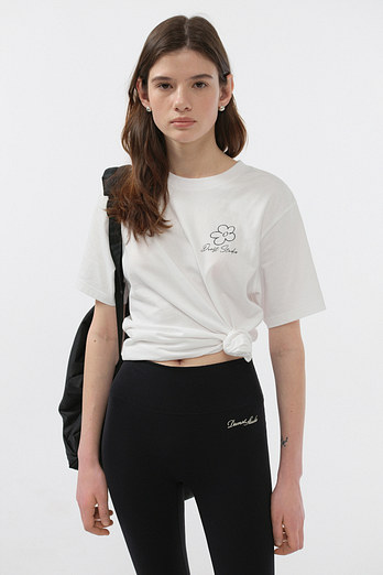 DUNST UNISEX DRAWING BLOOM LOGO T-SHIRT OFF WHITE_UDTS5B130OW | 신세계V