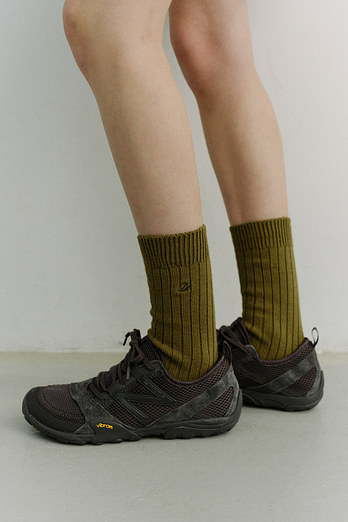 DUNST CLASSIC LOGO SOCKS KHAKI_UDSS6E102E2 | 신세계V
