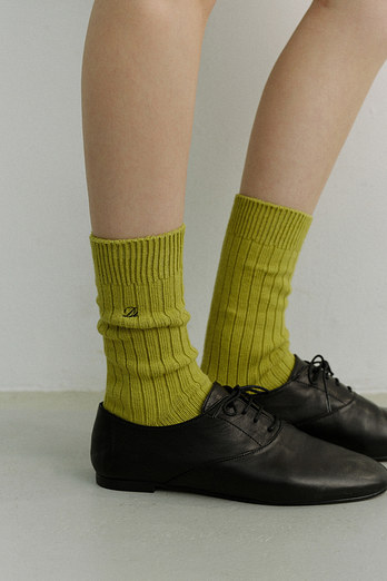 DUNST CLASSIC LOGO SOCKS OLIVE_UDSS6E102E1 | 신세계V