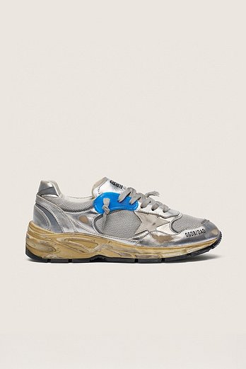 GOLDEN GOOSE KOREA [공식 스토어] 골든구스  여성 러닝 대드 스타 GWF00884 F001211 70137 | 신세계V