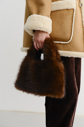 DUNST FUR TOTE BAG BROWN_UDBA5F212W3 | 신세계V