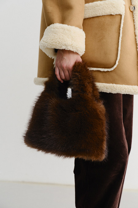 DUNST FUR TOTE BAG BROWN_UDBA5F212W3 | 신세계V