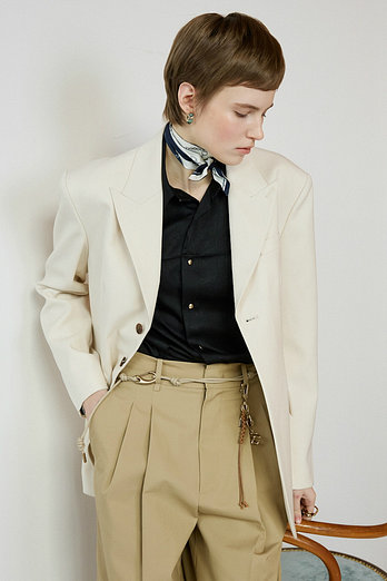 L`H.A.S SIGNATURE TAILORED JACKET_IVORY | 신세계V