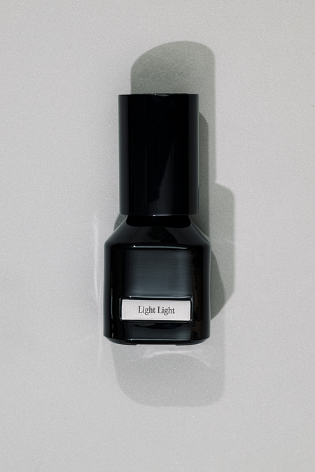 RAW CONTRAST 라잇 라잇 오 드 퍼퓸 50ml | 신세계V