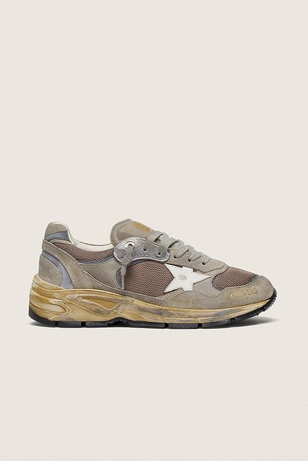 GOLDEN GOOSE KOREA [공식 스토어] 골든구스  여성 러닝 대드 스타 GWF00884 F003271 81751 | 신세계V