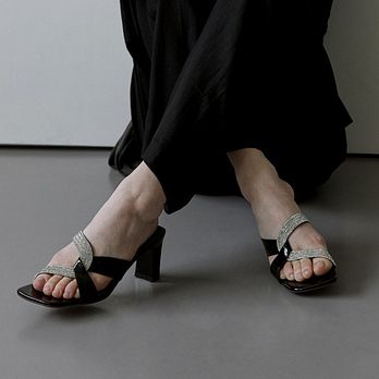 SPUR Cleo Crystal Mule Sandal 소가죽 뮬 샌들 8cm -WS9034 (2color) | 신세계V
