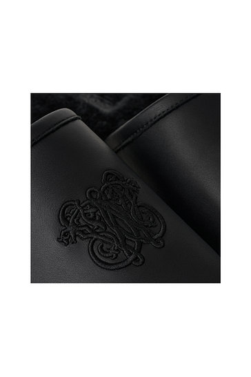 [UGG x Willy Chavarria] [남여공용] 레더 자수 슬리퍼 (호텔 차바리아 슬리퍼)