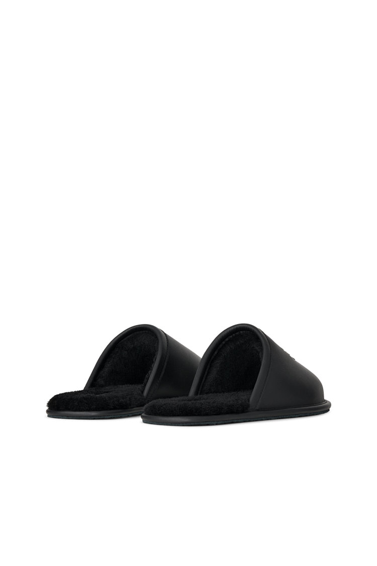 [UGG x Willy Chavarria] [남여공용] 레더 자수 슬리퍼 (호텔 차바리아 슬리퍼)