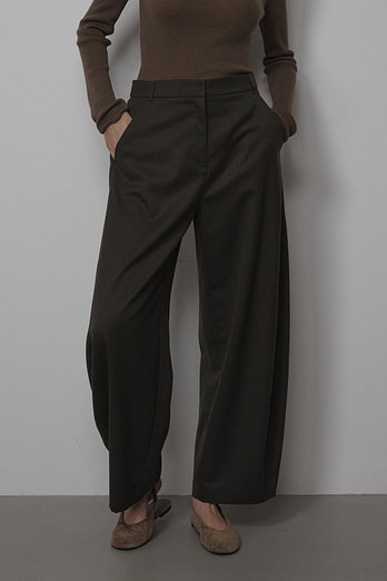 Mare di Mari [Wool 100%] Wide Curved Pants - Brown | 신세계V