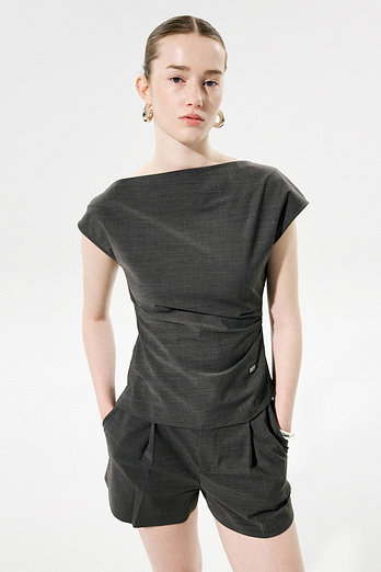L`H.A.S OFF-SHOULDER TUCKED WOOL TOP_CHARCOAL GREY | 신세계V