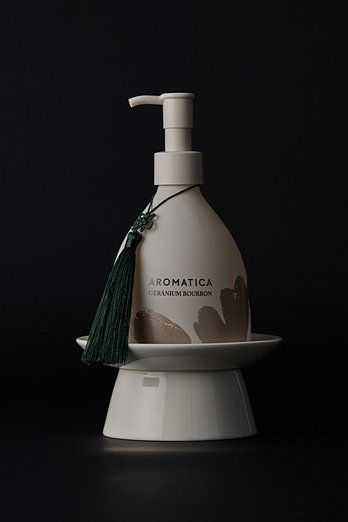 AROMATICA 오브제 핸드워시 250ML (2종 택1) | 신세계V