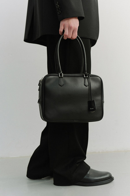 DUNST CLASSIC 28 LEATHER BAG BLACK_M_UDBA6E201BK | 신세계V
