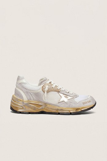GOLDEN GOOSE KOREA [공식 스토어] 골든구스  여성 러닝 대드 스타 GWF00884 F007460 12271 | 신세계V