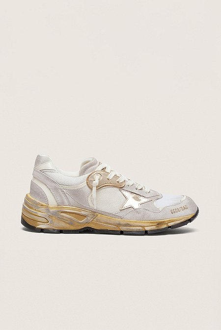 GOLDEN GOOSE KOREA [공식 스토어] 골든구스  여성 러닝 대드 스타 GWF00884 F007460 12271 | 신세계V